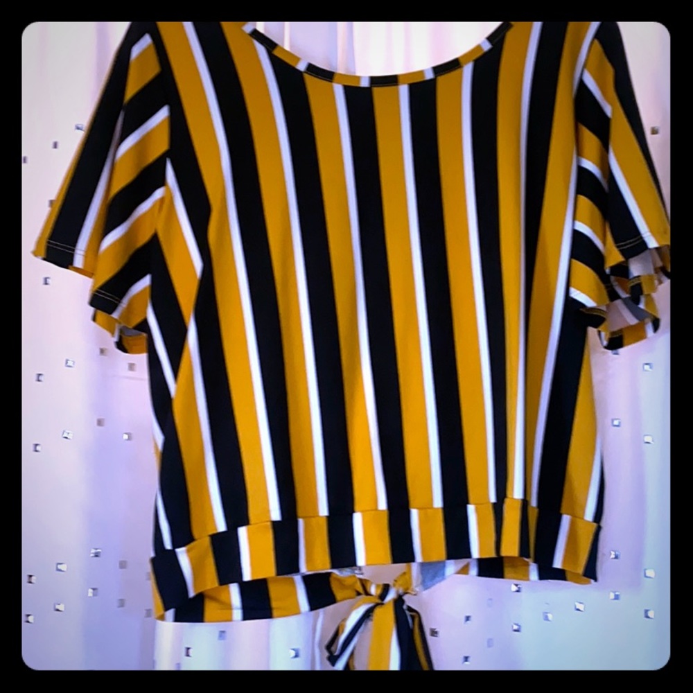Striped yellow top
